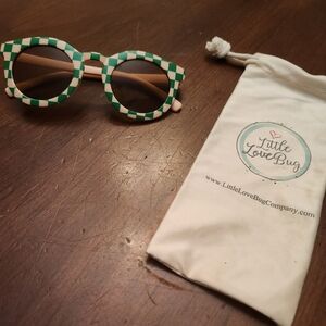 Little Love Bug Kids' Checkerboard Green & White Sunglasses